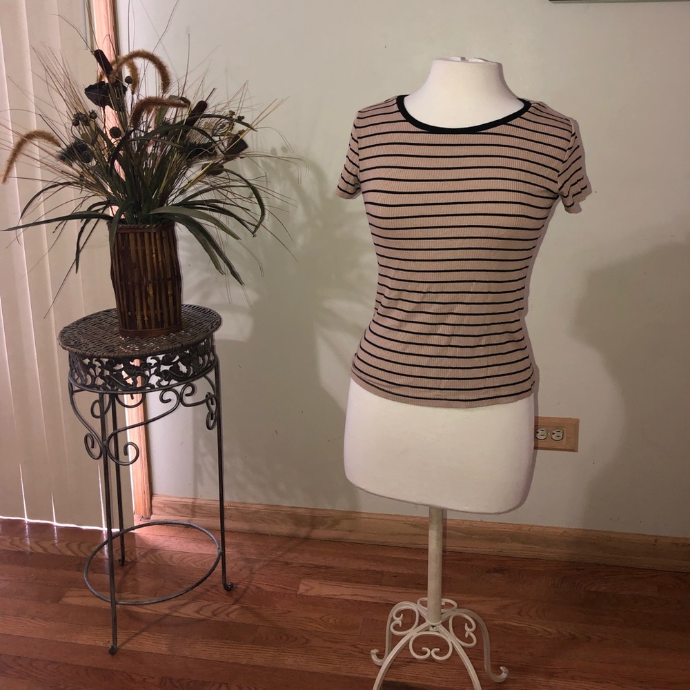 Women’s Forever 21 Shirt